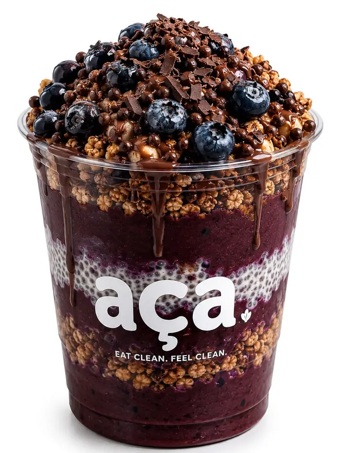 Crunchy Açaí Bowl von aça Dresden